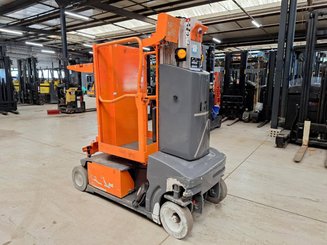 Plataforma com mastro vertical JLG TOUCAN DUO