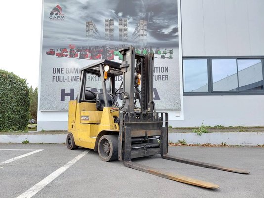 Empilhador de contrapeso 4 rodas Caterpillar GC55K - 1