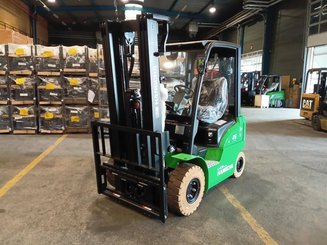 Carreta elevadora elétrica Hangcha XC25i-2 (CPD25-XCY2-SI)