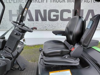 Carreta elevadora elétrica Hangcha XC25i-2 (CPD25-XCY2-SI)