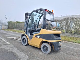 Empilhador de contrapeso 4 rodas Caterpillar GP25N - 12