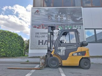 Empilhador de contrapeso 4 rodas Caterpillar GP25NTD