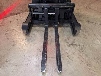 Empilhador retráctil Crown ESR5260-2,0 - 19