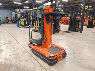 Plataforma com mastro vertical JLG POWER PICKER