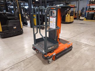 Plataforma com mastro vertical JLG POWER PICKER