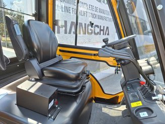 Empilhador de contrapeso 4 rodas Hangcha XE25i - 12
