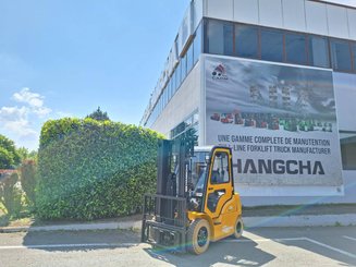 Empilhador de contrapeso 4 rodas Hangcha XE25i - 1
