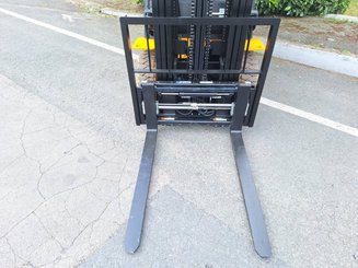 Empilhador de contrapeso 4 rodas Hangcha XE25i - 12