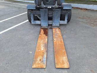 Empilhador de contrapeso 4 rodas Fenwick Linde H50D-03