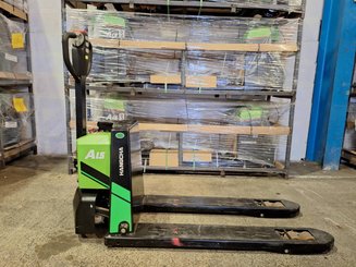 Porta-paletes eléctrico com condutor a pé Hangcha CBD15-CI