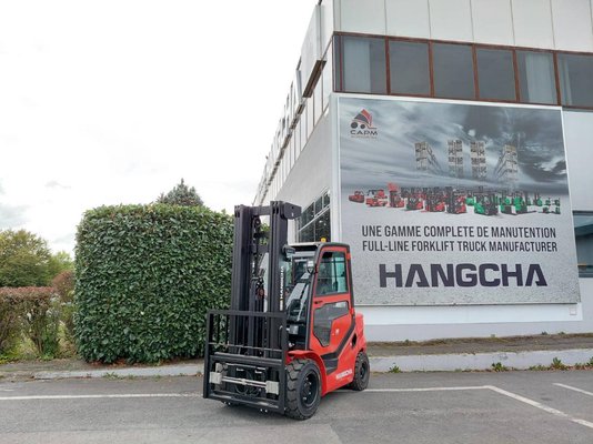 Empilhador de contrapeso 4 rodas Hangcha XF30D-2 (CPCD30-X2H7F1) - 1