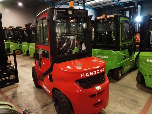 Empilhador de contrapeso 4 rodas Hangcha XF35D-2 (CPCD35-X2H7F1) - 1