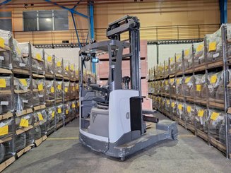Empilhadores Retrácteis Multidirecionais UniCarriers 250DTFVRE635UFW