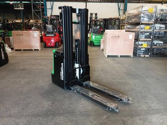 Stacker com condutor a pé Hangcha CDD16-XT1-SI