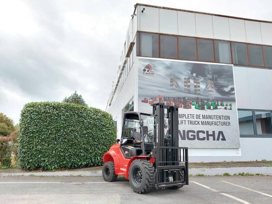 Carreta elevadora todo terreno Hangcha TT35-2 (CPCD35-X2W98E-RT2) - 1