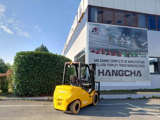 Empilhador de contrapeso 4 rodas Hangcha XE30i ( CPD30-XEY2HA-SI )