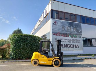 Empilhador de contrapeso 4 rodas Hangcha XE30i ( CPD30-XEY2HA-SI )