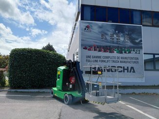 Plataforma com mastro vertical Hangcha HV120AJ - 1