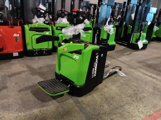 Porta-paletes eléctrico com condutor transportado Hangcha CBD20-XT1S-SI  - 1