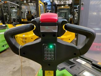 Stacker com condutor a pé Hangcha CDD12-XT1-SI