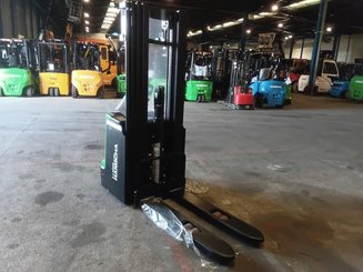 Stacker com condutor a pé Hangcha CDD16-XT1-SI