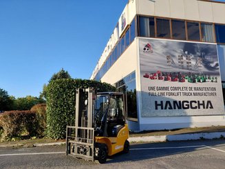 Empilhador de contrapeso 4 rodas Hangcha XE18i (CPD18-XEY2HA-SI) 