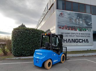 Empilhador de contrapeso 4 rodas Hangcha XE30i ( CPD30-XEY2HA-SI )