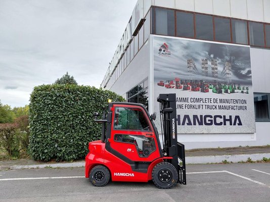Empilhador de contrapeso 4 rodas Hangcha XF25D-2 (CPCD25-X2H7F1) - 1