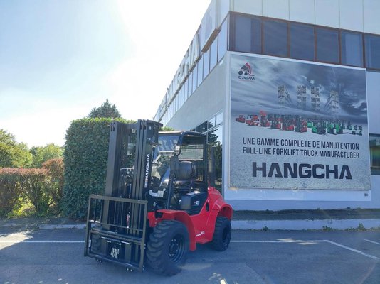 Carreta elevadora todo terreno Hangcha TT25-2 (CPCD25-X2W98E-RT2) - 1