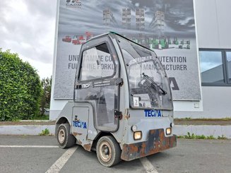 Trator agrícola Tecna VTA10