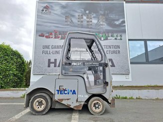 Trator agrícola Tecna VTA10