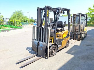 Empilhador de contrapeso 4 rodas Yale Gdp16vx - 1