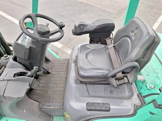 Empilhador de contrapeso 4 rodas Mitsubishi FG30N - 8