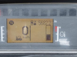 Empilhador de contrapeso 4 rodas Mitsubishi FG25N