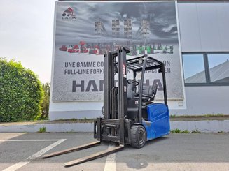Empilhador de contrapeso 3 rodas Hyster  J16XNTLWB