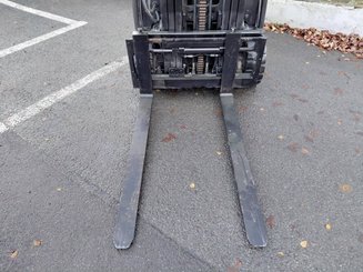 Empilhador de contrapeso 3 rodas Hyster  J16XNTLWB