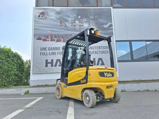 Empilhador de contrapeso 4 rodas Yale ERP25VL