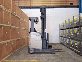 Empilhador retráctil Crown ESR 5260-14 OPT 2