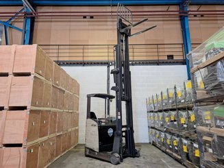 Empilhador retráctil Crown ESR 5260-14 OPT 2