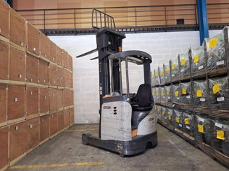 Empilhador retráctil Crown ESR 5260-14 OPT 2