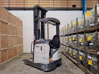Empilhador retráctil Crown ESR 5260-14 OPT 2