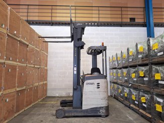 Empilhador retráctil Crown ESR 5260-14 OPT 2