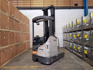 Empilhador retráctil Crown ESR 5260-14 OPT 2