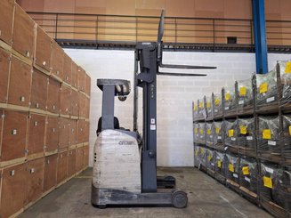 Empilhador retráctil Crown ESR 5260-14 OPT 2