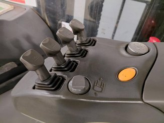 Empilhador retráctil Crown ESR 5260