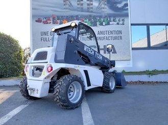 Telescopic loader Manitech T150H