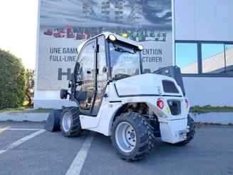 Telescopic loader Manitech T150H