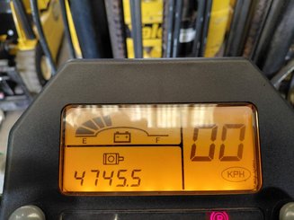 Empilhador de contrapeso 3 rodas Mitsubishi FB20NT - 10