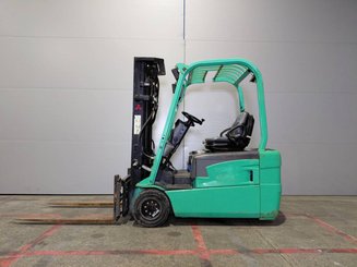 Empilhador de contrapeso 3 rodas Mitsubishi FB20NT - 2