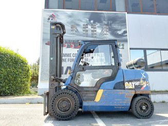 Empilhador de contrapeso 4 rodas Caterpillar GP50NTD